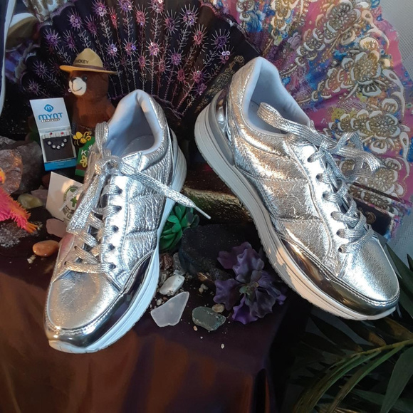 Qupid™ Shoes - 🥈 Qupid™ Silver Sneakers Tennis Shoes
